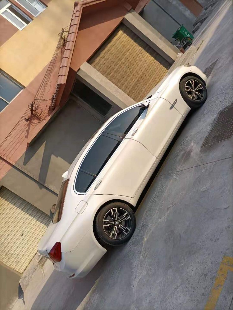 郑州11年宝马7系2