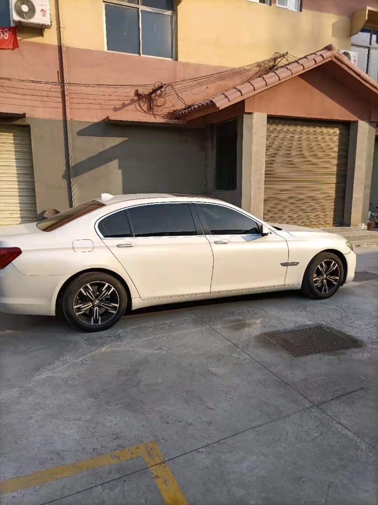 郑州11年宝马7系1