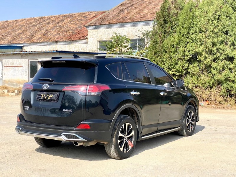 临沂17年丰田RAV4荣放5