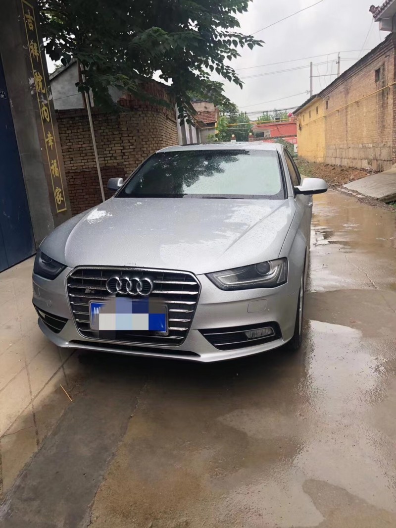 济宁14年奥迪A4L1