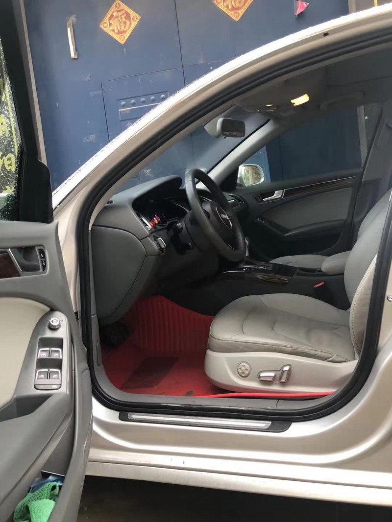 济宁14年奥迪A4L6