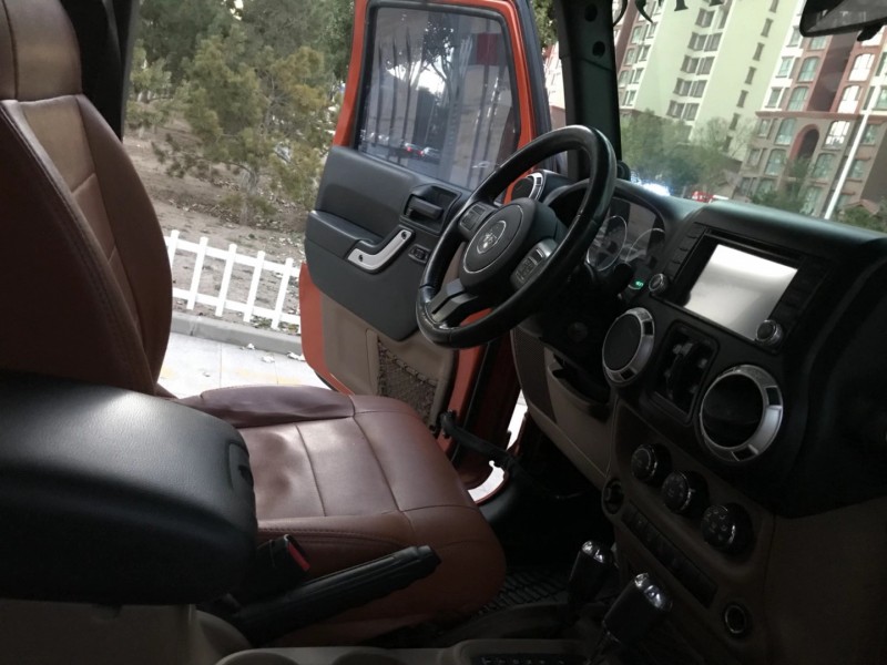 張家口12年Jeep牧馬人6