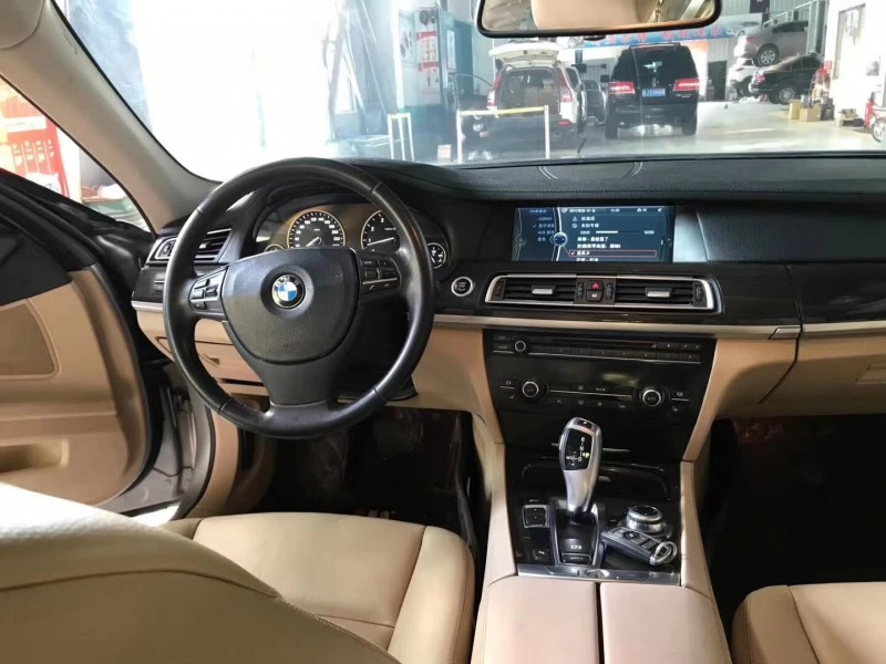 潍坊12年宝马7系7