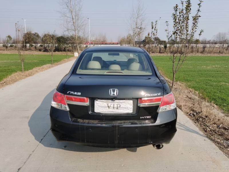 徐州11年本田雅阁8