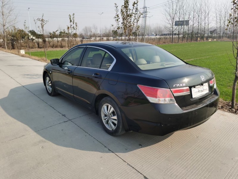 徐州11年本田雅阁9