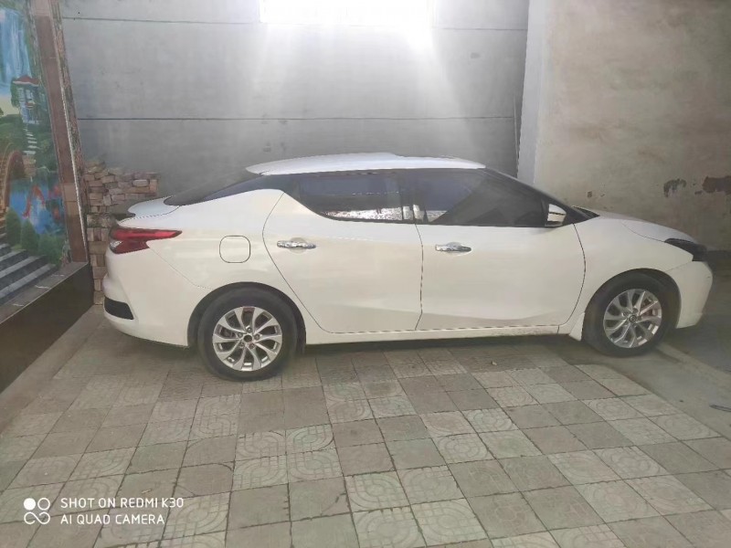 安陽18年日產藍鳥2