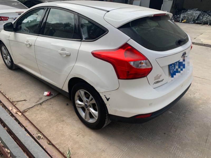 东莞13年福特福克斯8