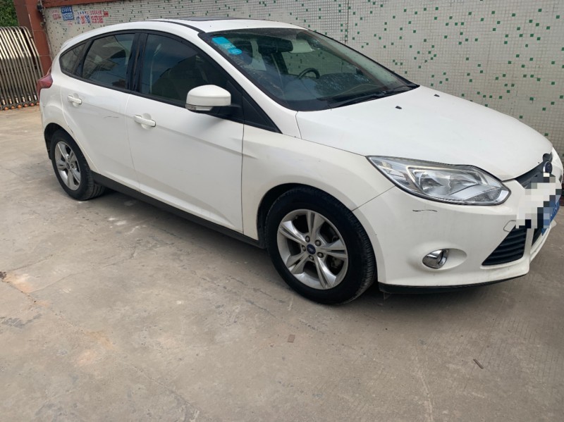 东莞13年福特福克斯7