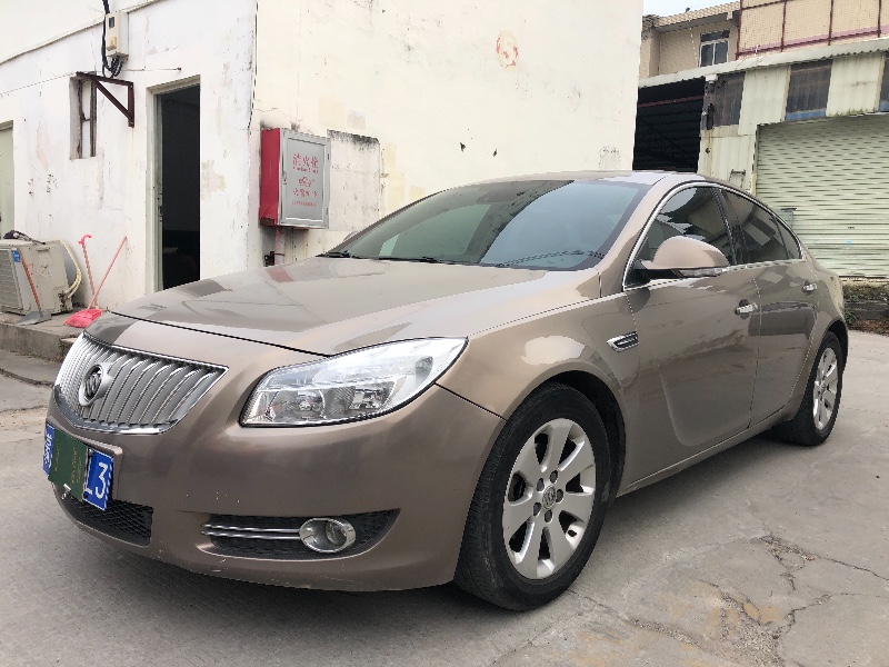 深圳11年别克君威7