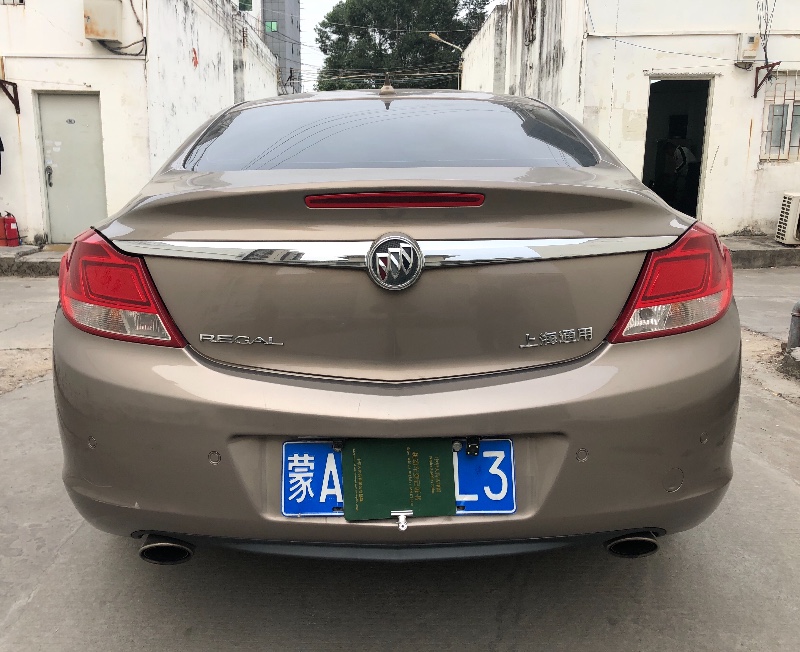 深圳11年别克君威2