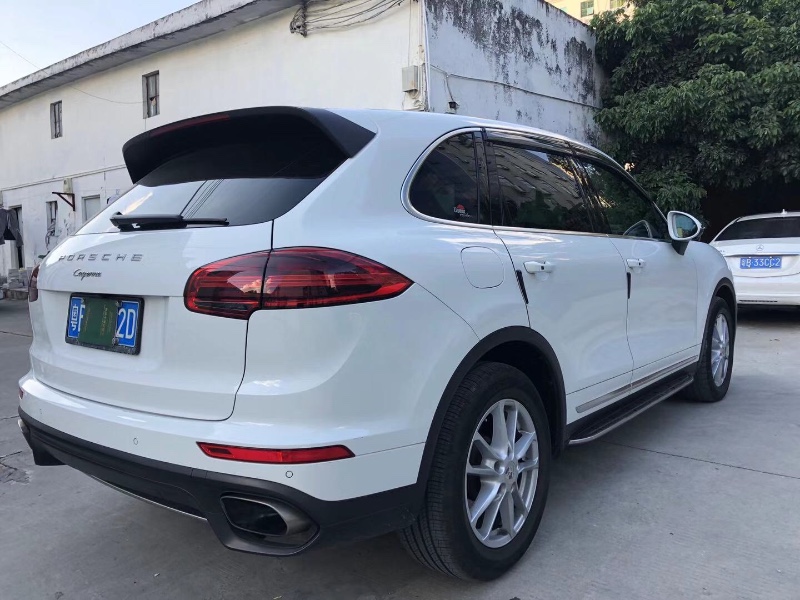 17年保时捷卡宴 [在售]