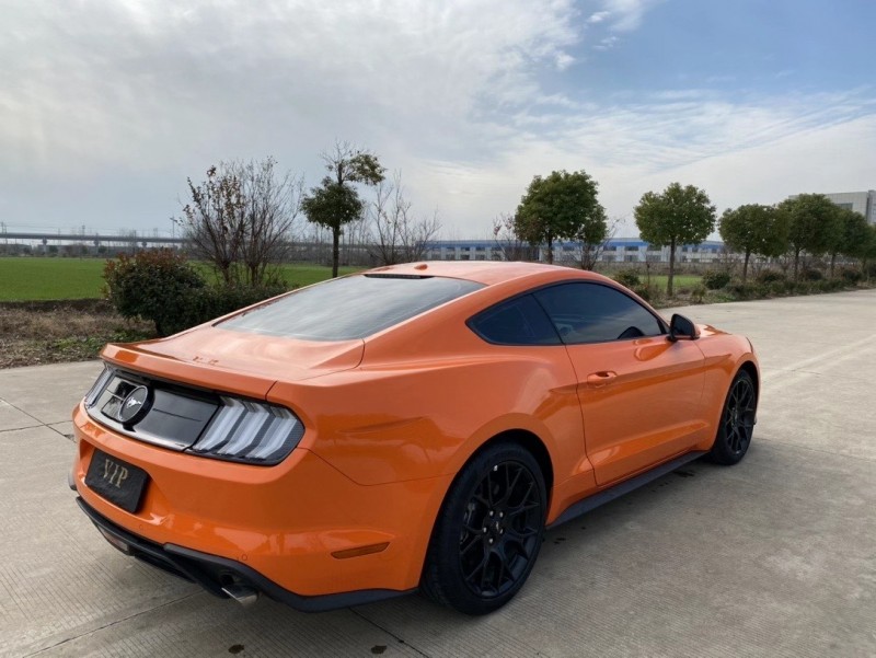 盐城20年福特野马3