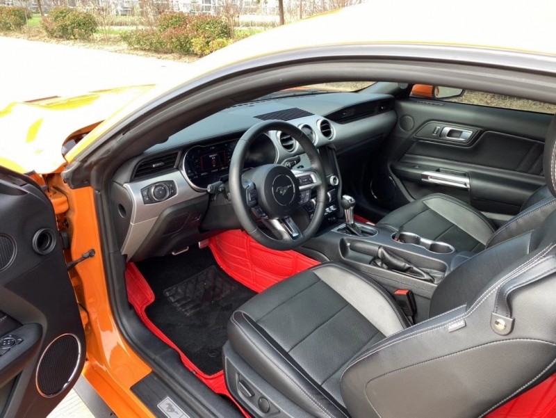 盐城20年福特野马1