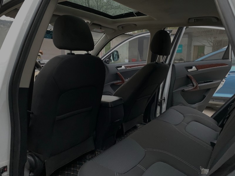 成都17年众泰T6002