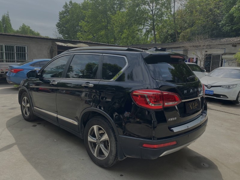 成都15年长城哈弗H62