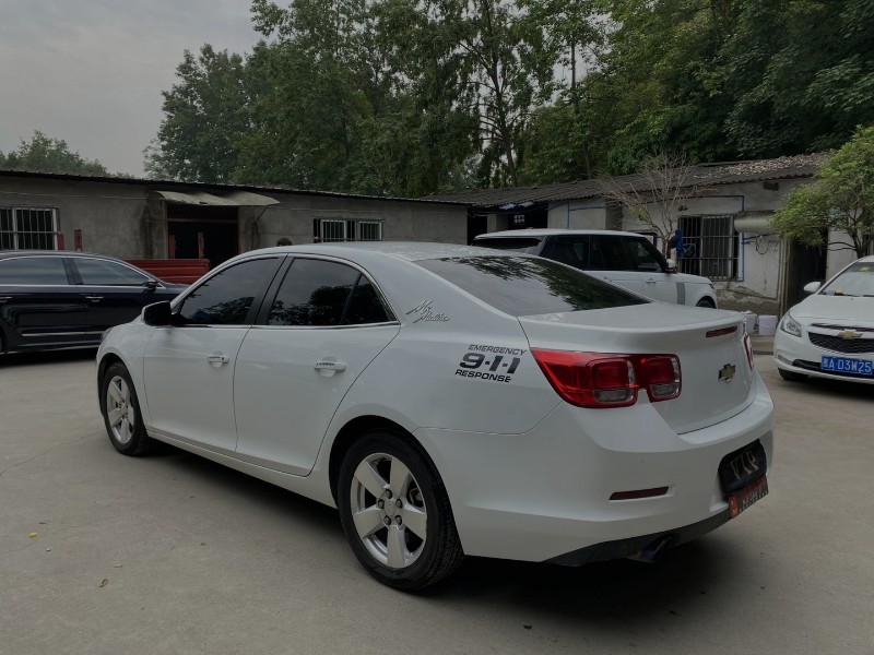 成都15年雪佛兰迈锐宝1