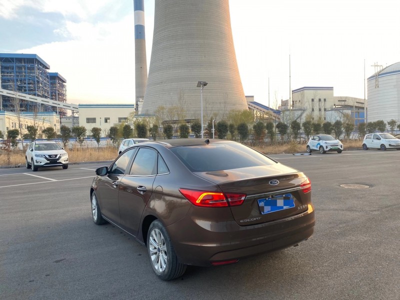 徐州16年福特福睿斯4