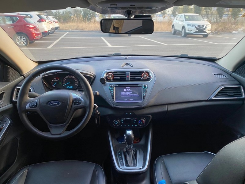 徐州16年福特福睿斯7