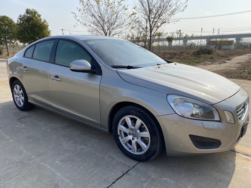 盐城11年沃尔沃S60L2