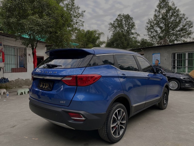 成都18年汉腾汽车X51