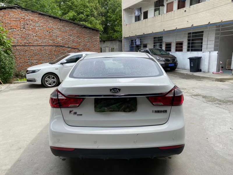 成都17年起亚K38