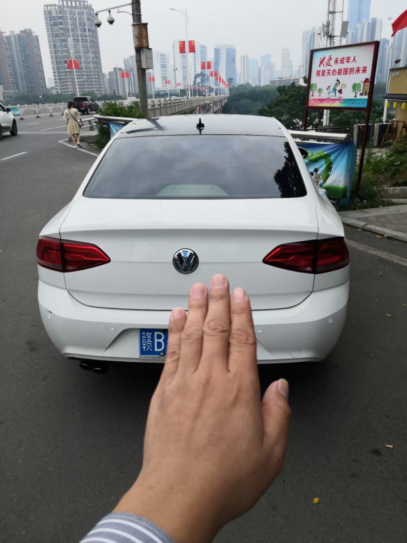 贛州15年大眾凌渡1