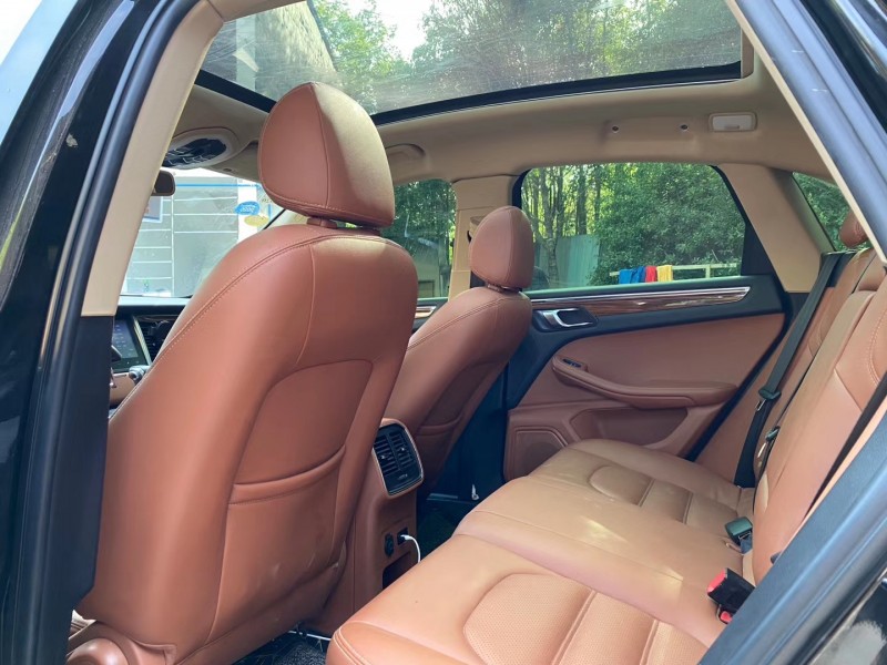 成都18年众泰SR96