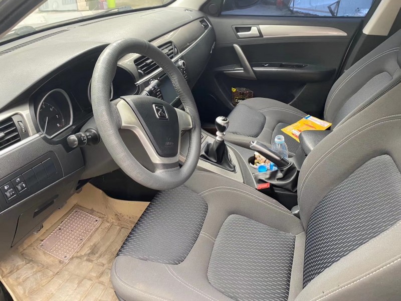 成都14年众泰T6006