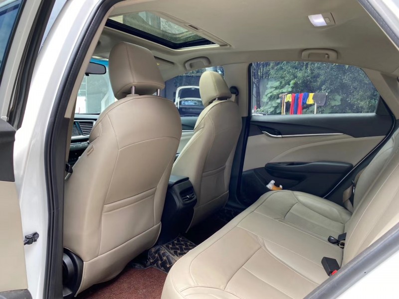 成都18年别克英朗4