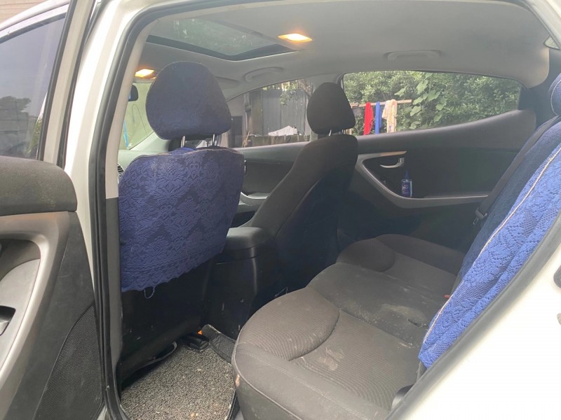 成都17年现代朗动6