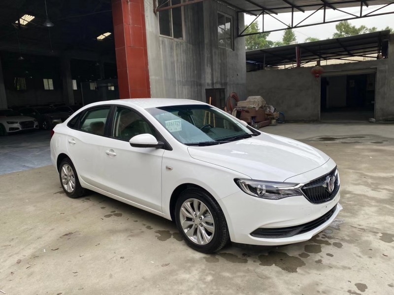 成都20年别克英朗GT3