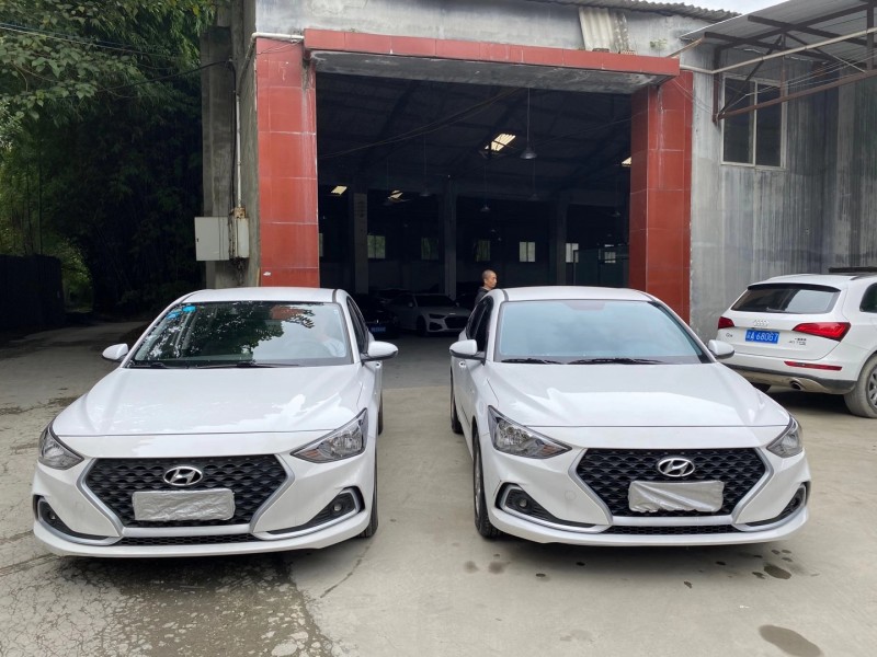 成都20年现代悦动1