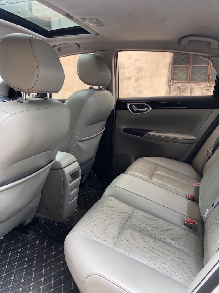 江门17年日产轩逸4