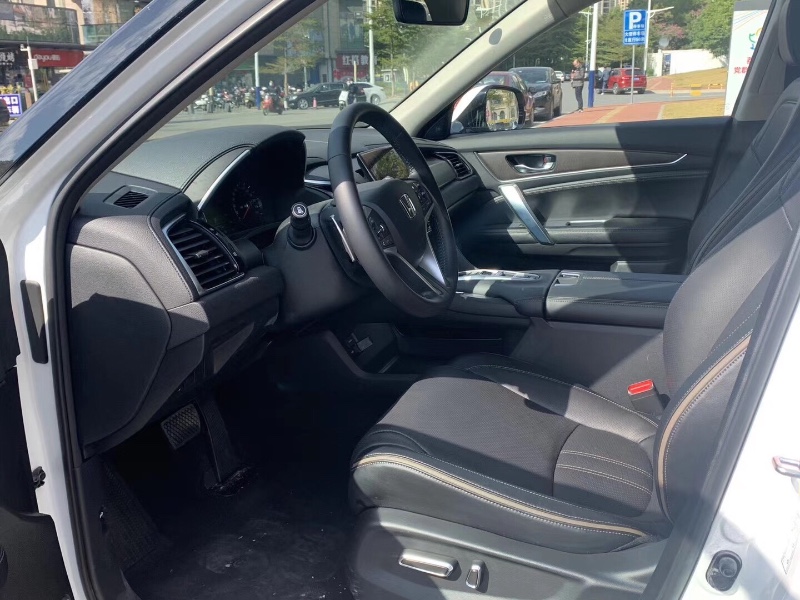 广州20年本田冠道4