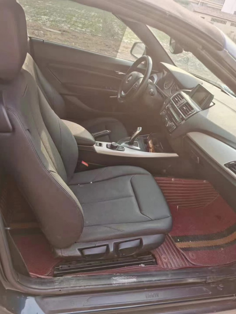 济南17年宝马2系9