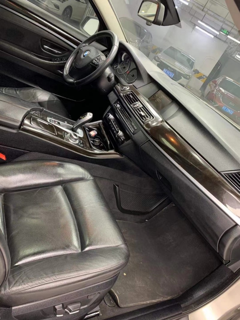 成都13年宝马5系5