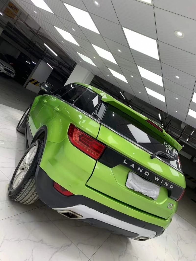 成都16年陆风X74