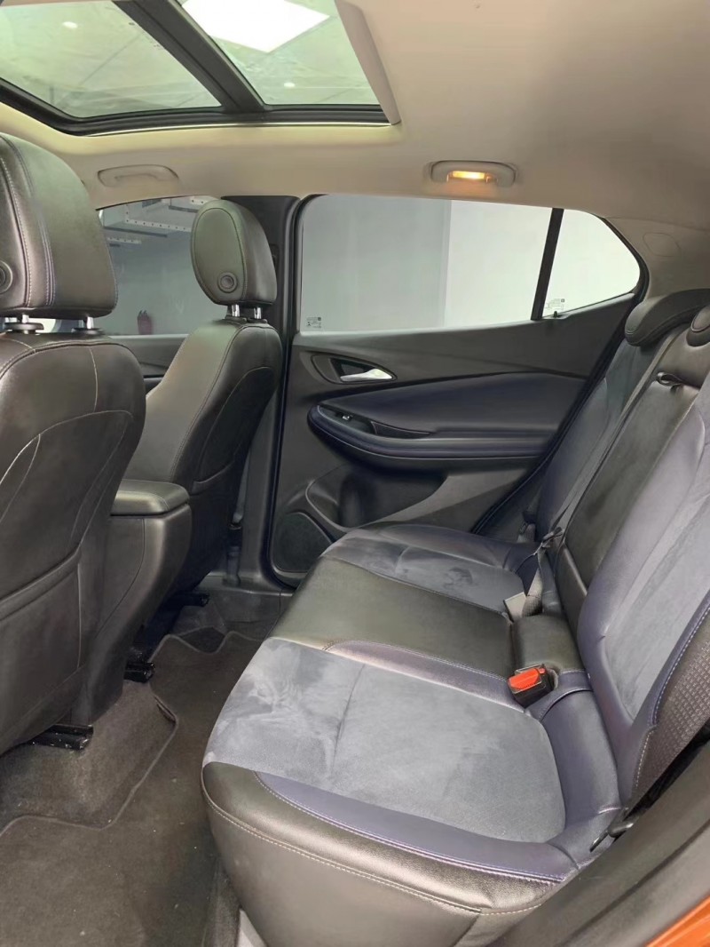 成都20年别克昂科拉7