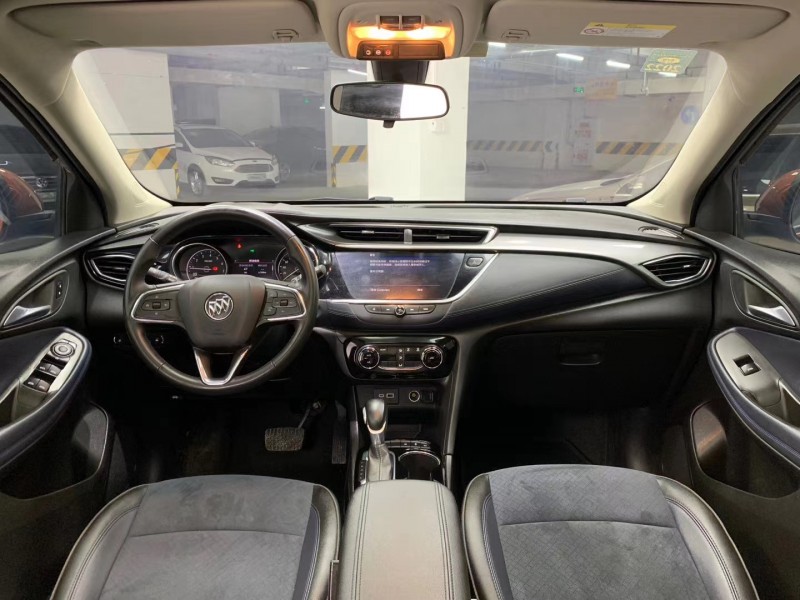 成都20年别克昂科拉9