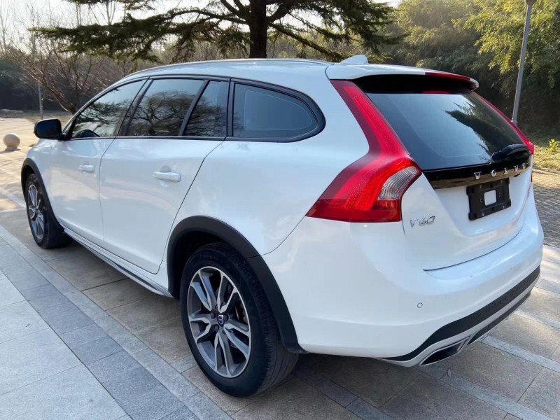 潍坊17年沃尔沃V605