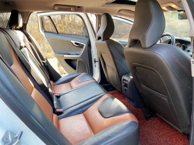 潍坊17年沃尔沃V609