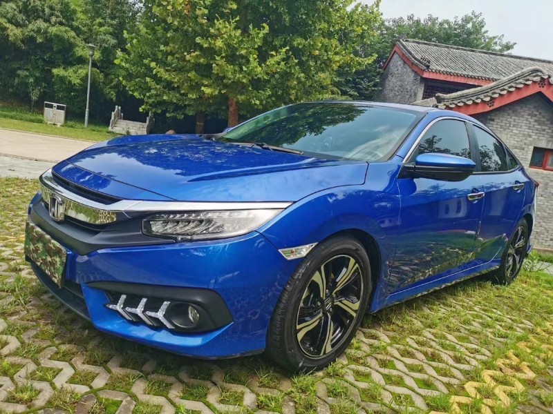 潍坊18年本田思域2