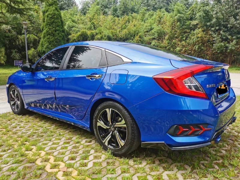 潍坊18年本田思域5