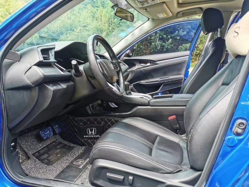 潍坊18年本田思域8