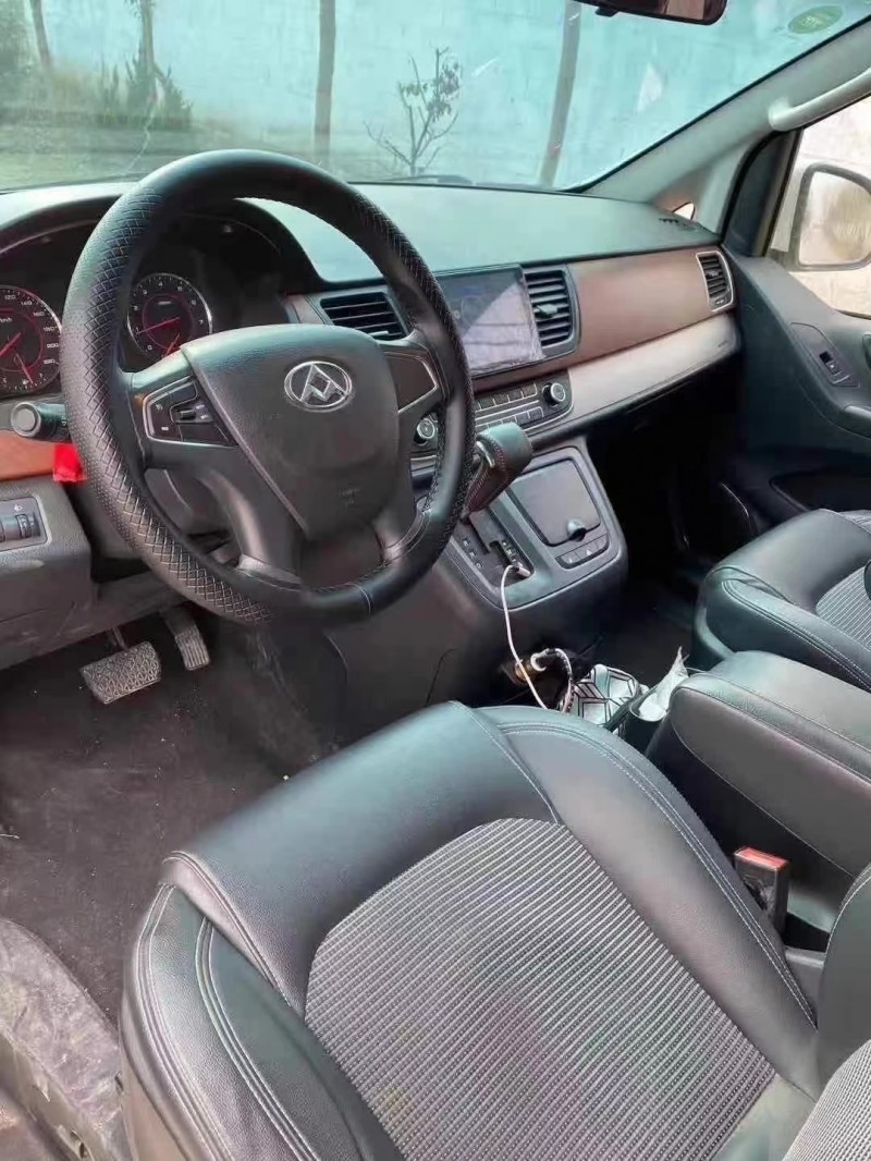 北京16年大通G106