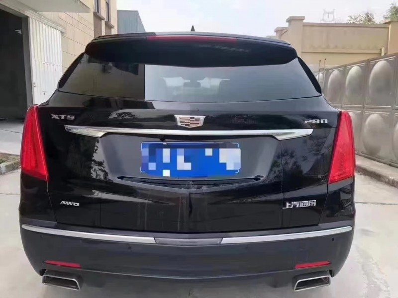 益阳17年凯迪拉克XT52