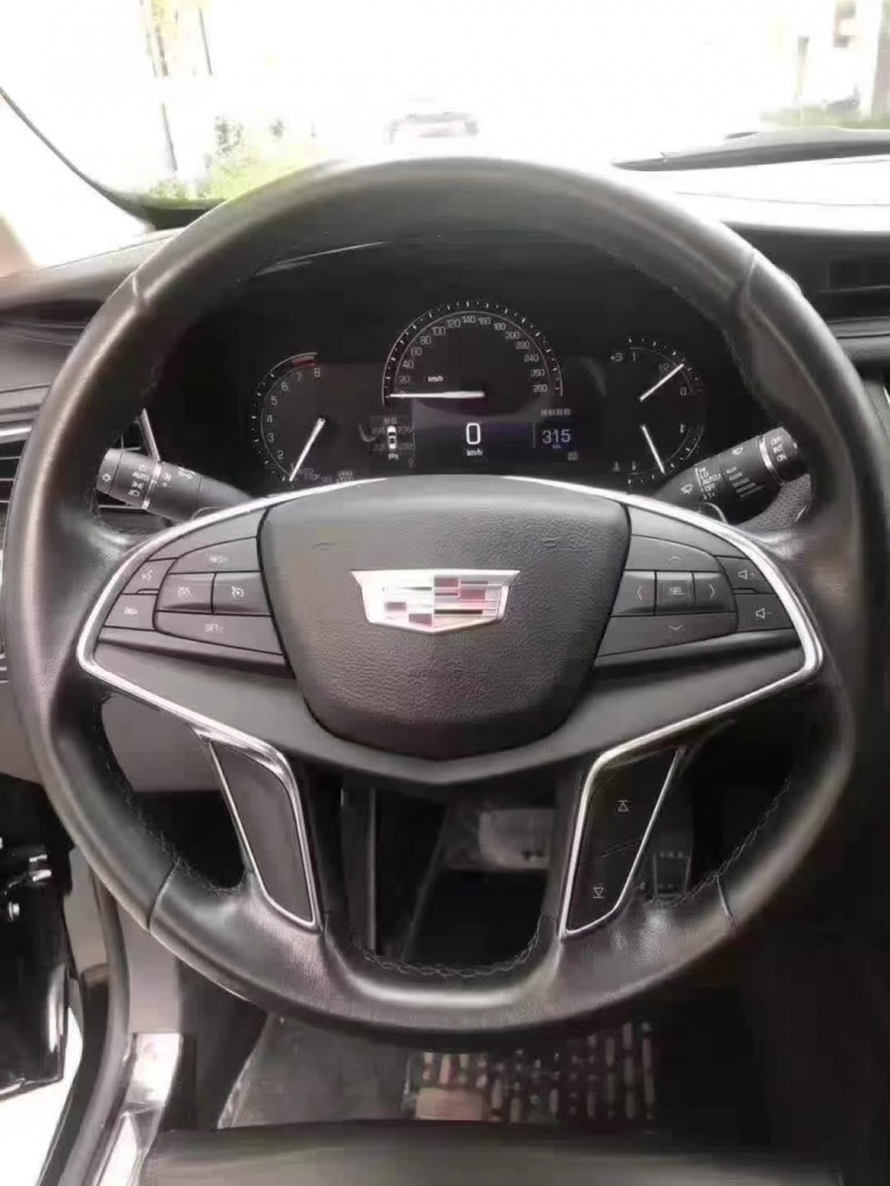 益阳17年凯迪拉克XT57