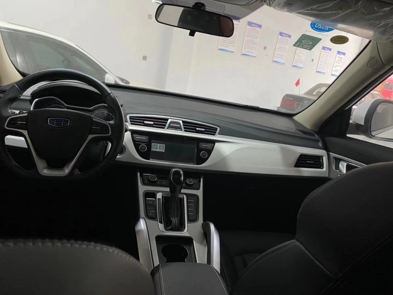 潍坊19年吉利博越6