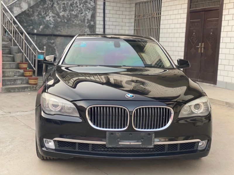 济南12年宝马7系1