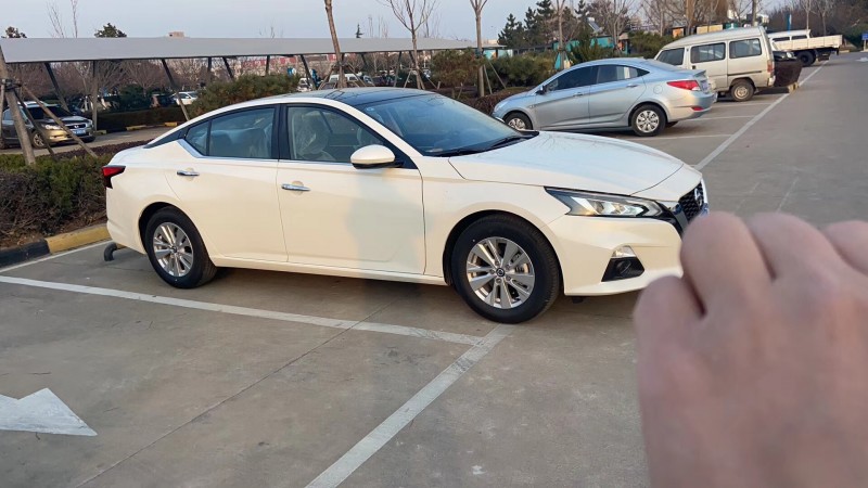 济南20年日产天籁2